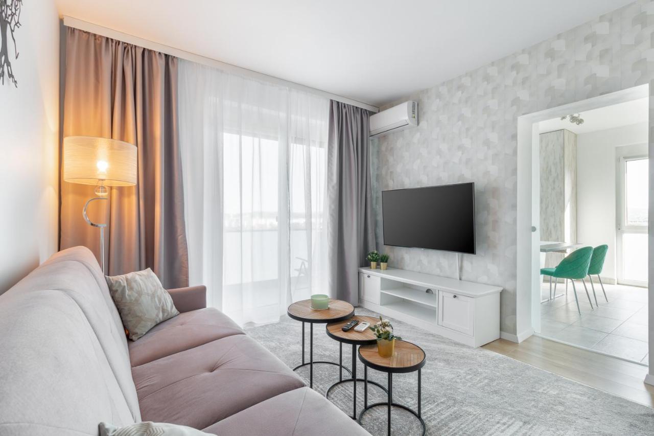 Vancouver Flat Орадеа Екстериор снимка