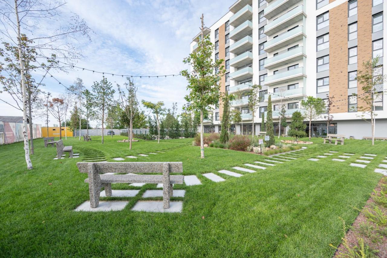 Vancouver Flat Орадеа Екстериор снимка