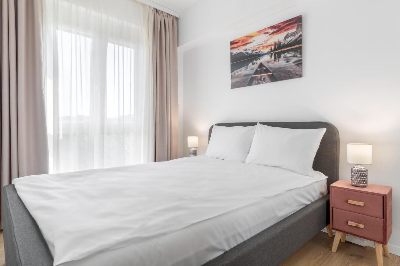 Vancouver Flat Орадеа Екстериор снимка