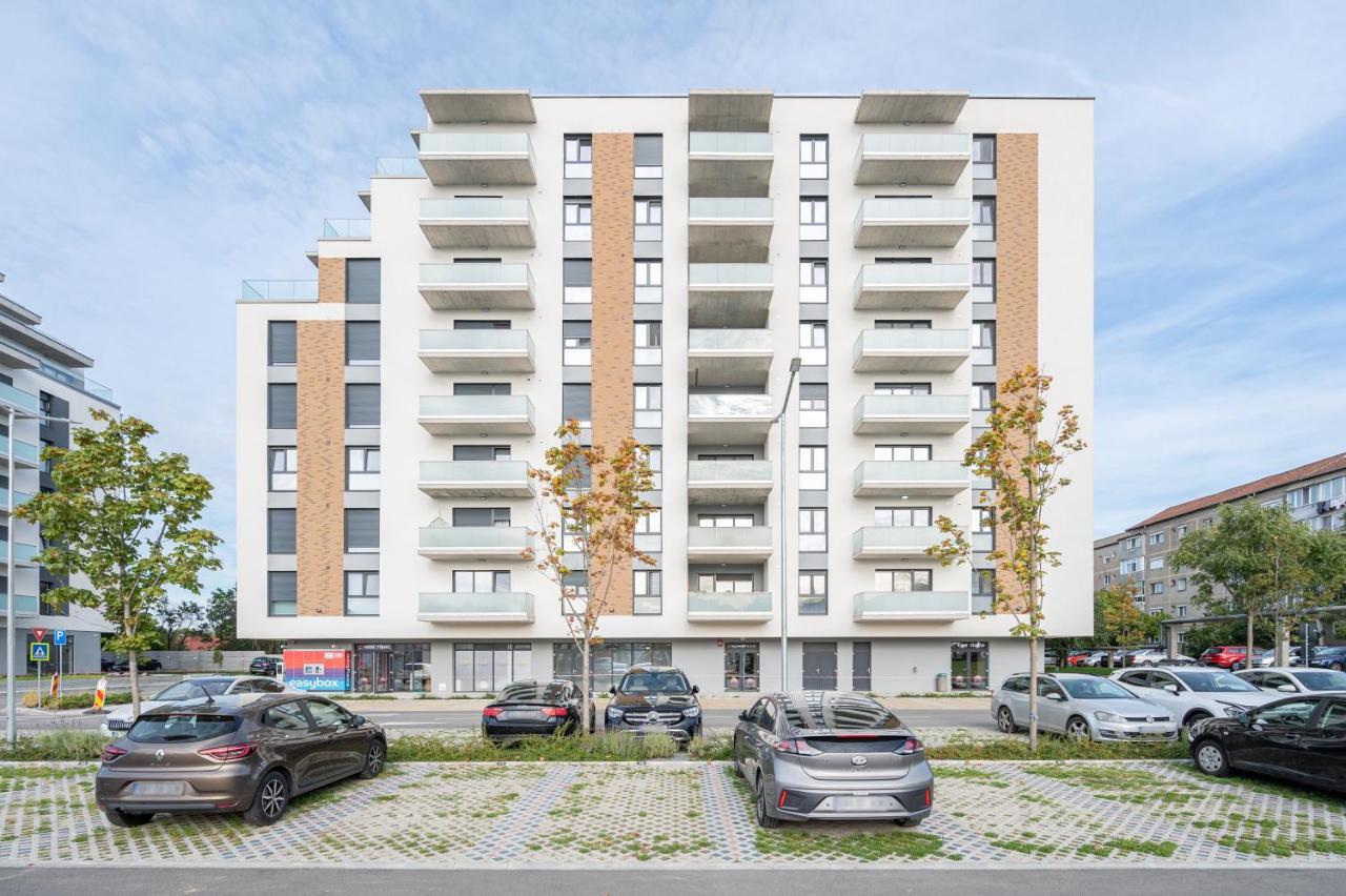 Vancouver Flat Орадеа Екстериор снимка